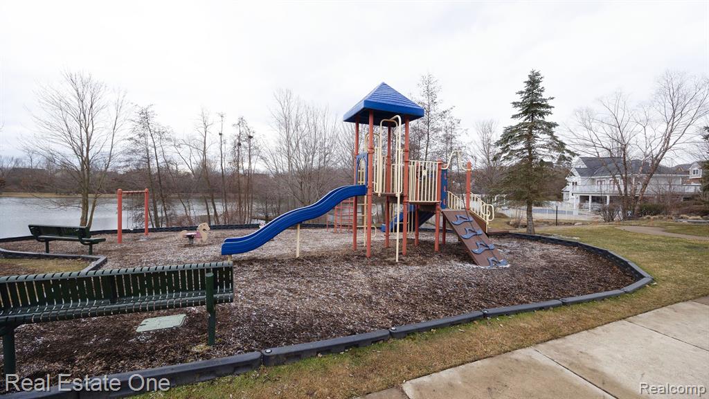 17041 ALGONQUIN Drive, Northville, MI 48168 — Photo 76