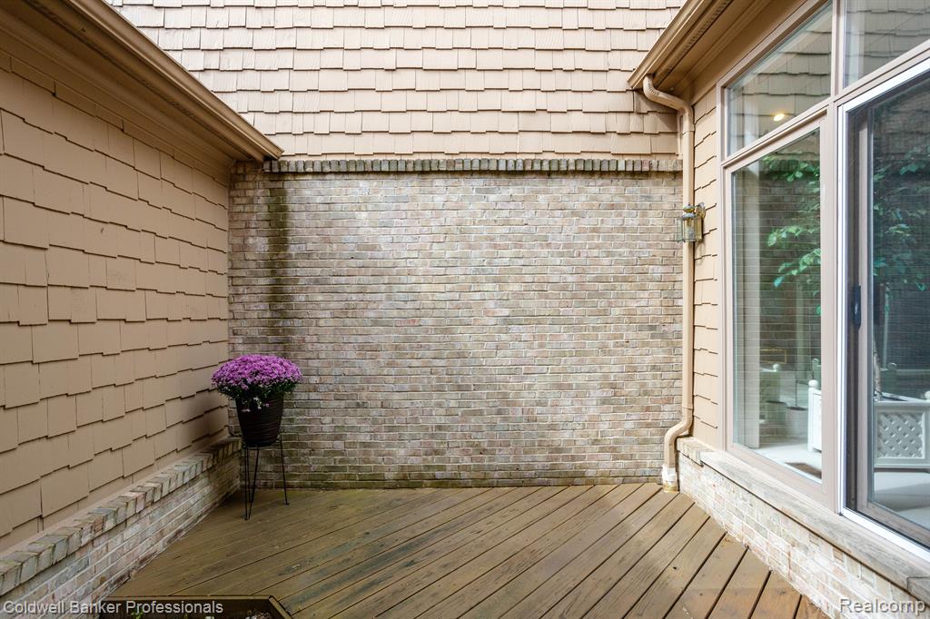 589 CAMBRIDGE Way, 566, Bloomfield Hills, MI 48304 — Photo 10