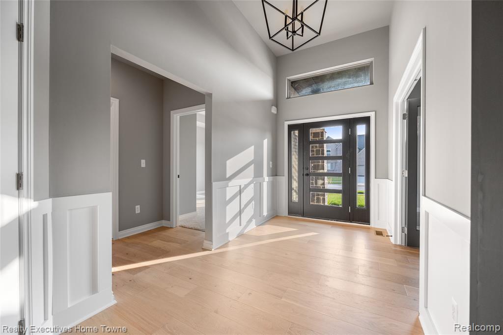 35603 Addison Drive, New Baltimore, MI 48047 — Photo 4