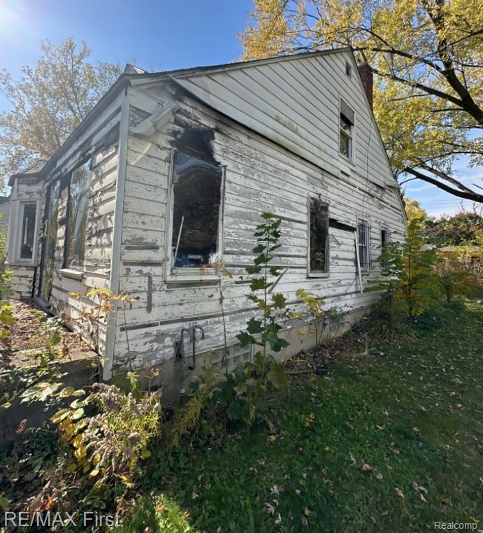 17363 Heyden Street - Photo 2