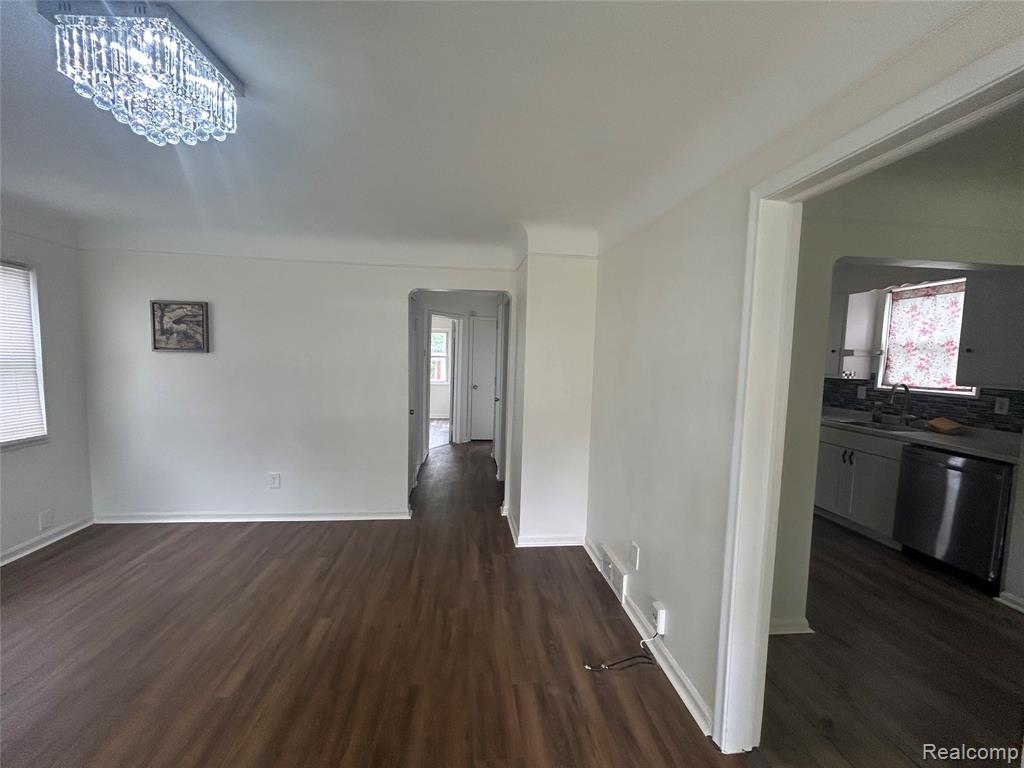 6116 Rosemont Avenue, Detroit, MI 48228 — Photo 4