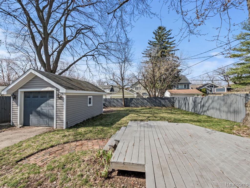 411 WILCOX Street, Rochester, MI 48307 — Photo 26