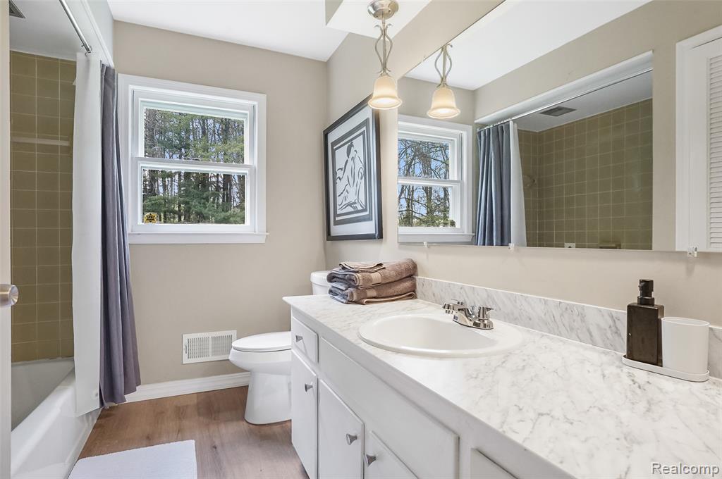 2300 Old Plank Road, Milford, MI 48381 — Photo 19