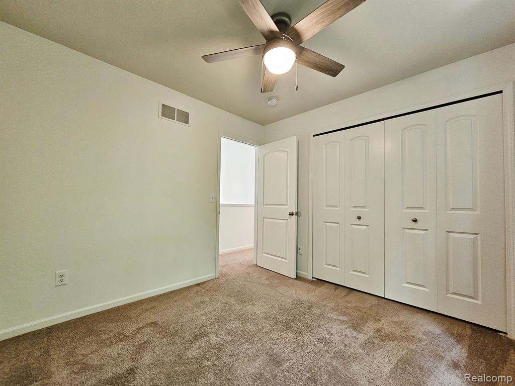 13401 STAMFORD Road, Belleville, MI 48111 — Photo 31