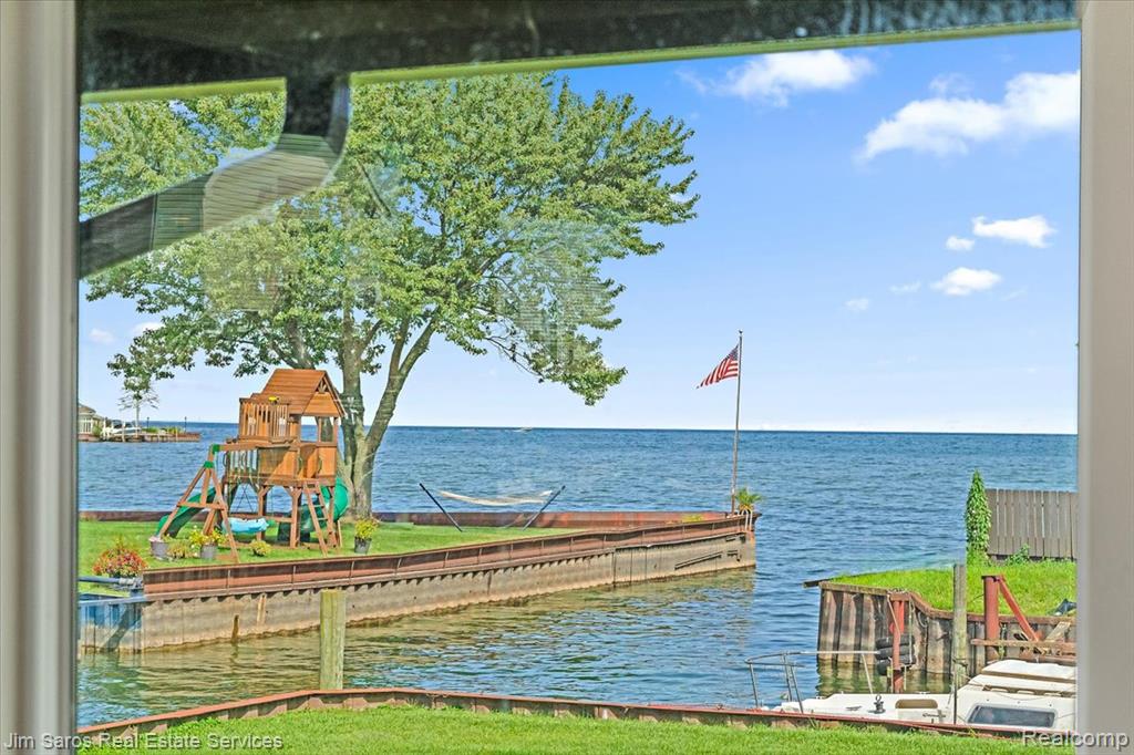 22505 Beach Street, Saint Clair Shores, MI 48081 — Photo 14
