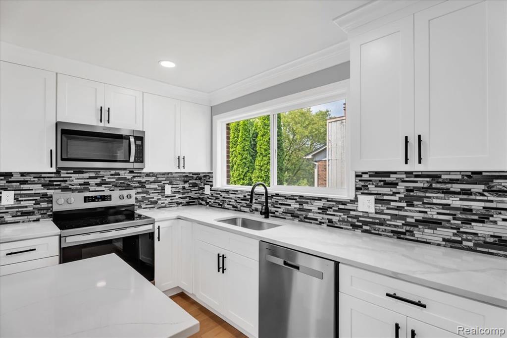 5347 Timber Ridge Trail, Clarkston, MI — Photo 16