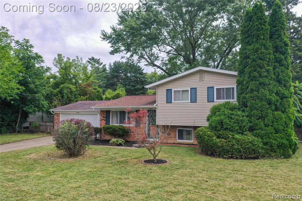 5443 Mancelona Drive, Grand Blanc, MI 48439 — Photo 22