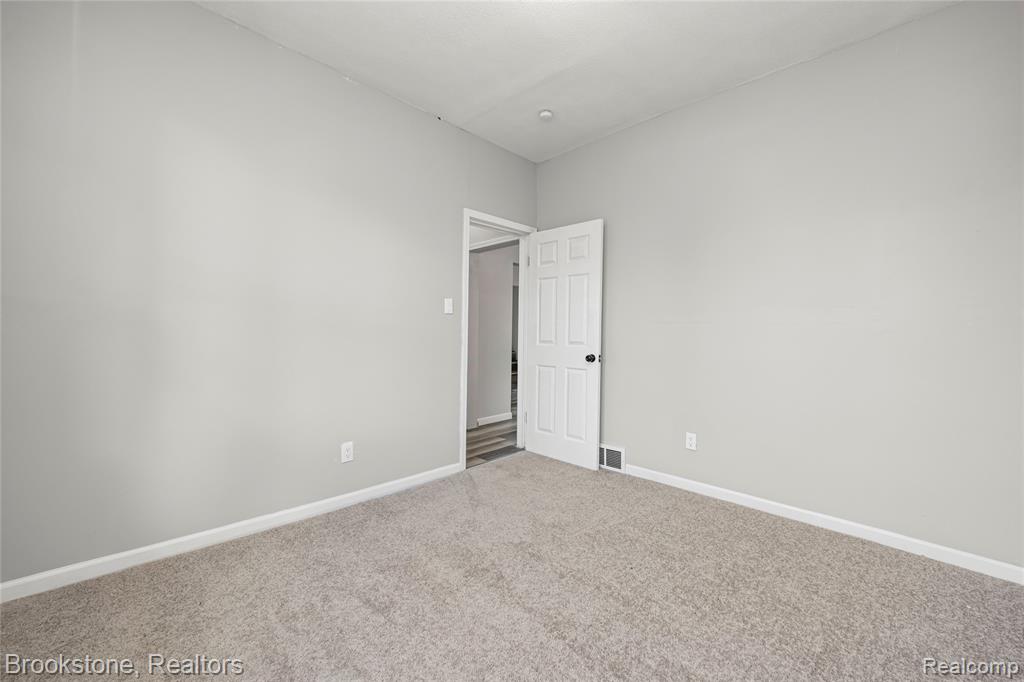 4888 Maxwell Street, Detroit, MI 48214 — Photo 22