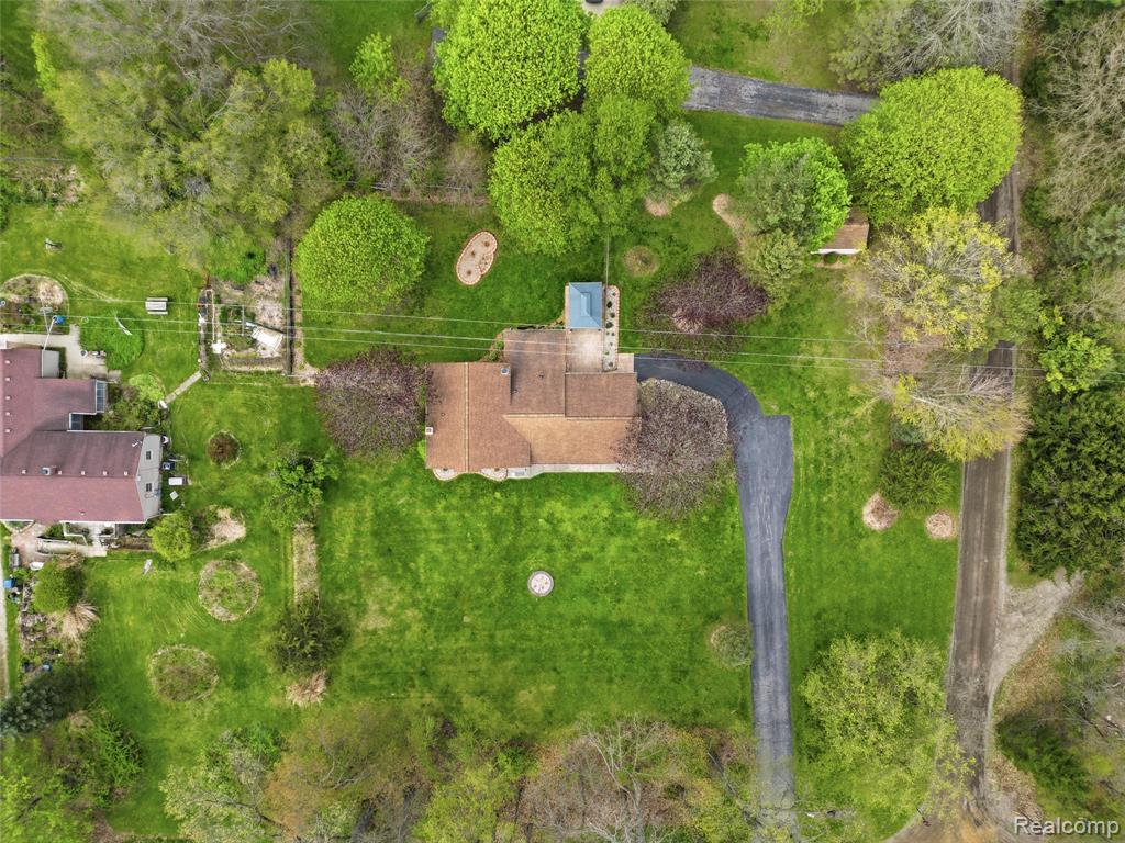 1525 E Dawson Road, Milford, MI 48381 — Photo 8