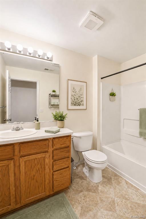 518 Olde English Circle, Howell, MI 48855 — Photo 16