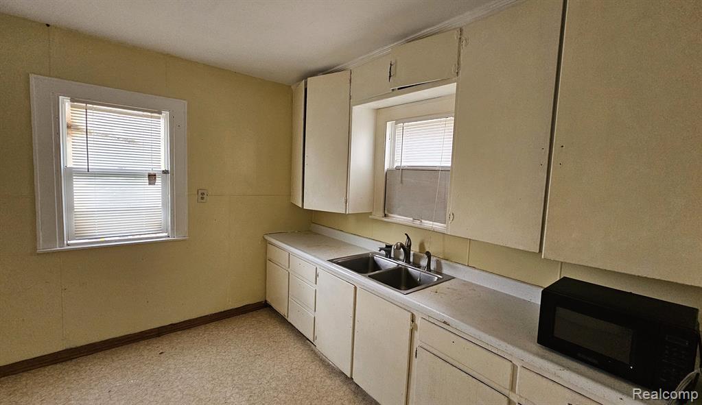 3310 WADSWORTH Road, Saginaw, MI 48601 — Photo 15