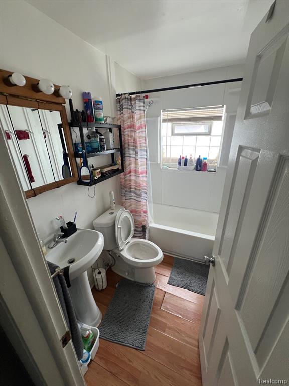 22480 Hillock Avenue, Warren, MI 48089 — Photo 8