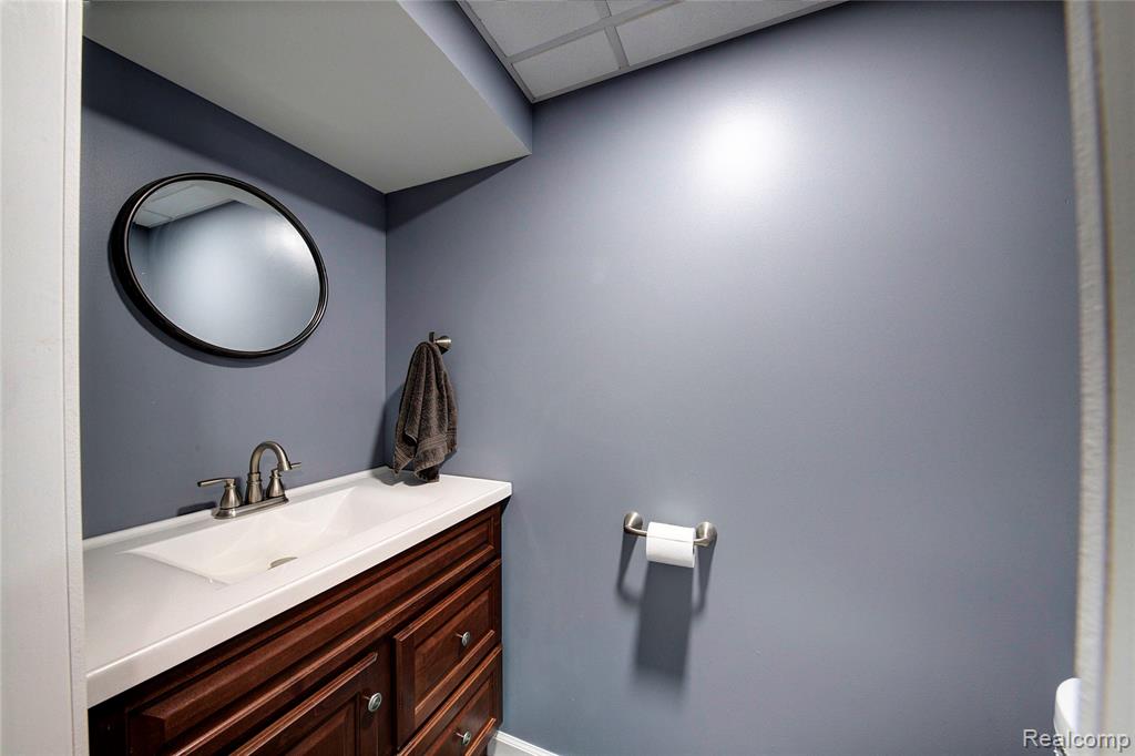 5646 New Meadow Drive, Ypsilanti, MI 48197 — Photo 35
