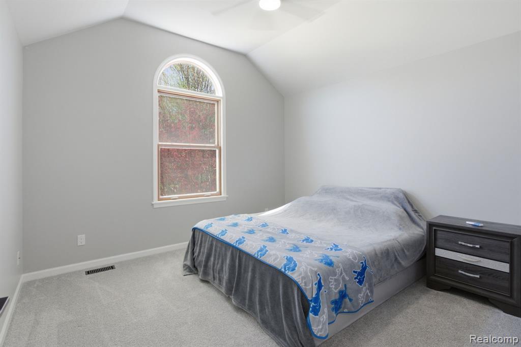 8488 Annette Avenue, Grosse Ile, MI 48138 — Photo 32