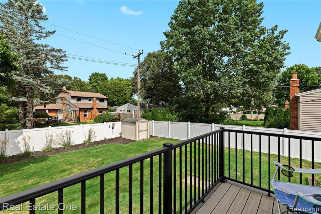 40718 Ivywood Lane, Plymouth, MI 48170 — Photo 15