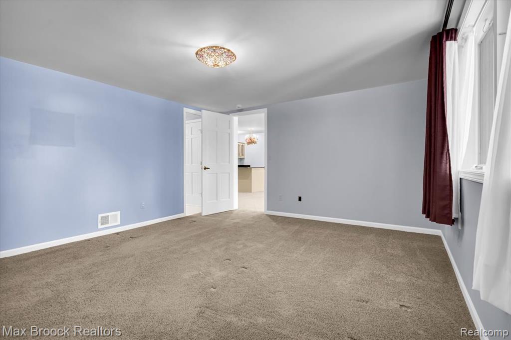 11633 Lorenz Way, Plymouth, MI 48170 — Photo 37