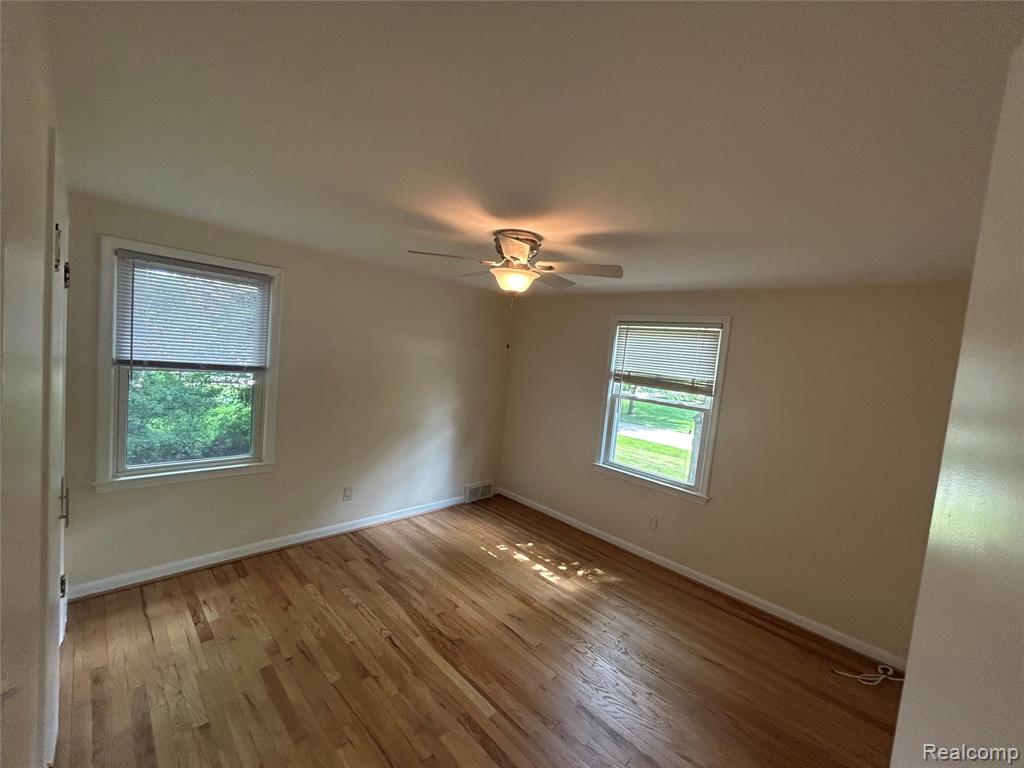3364 Elder Road, West Bloomfield, MI 48324 — Photo 11