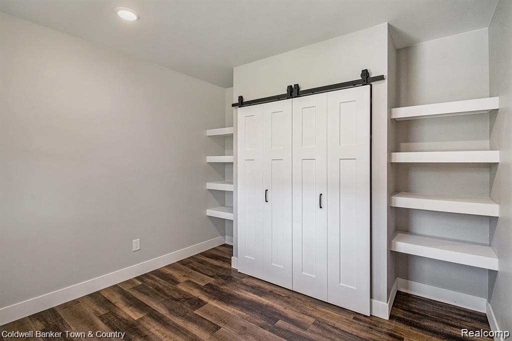 6400 Preston Road, Howell, MI 48855 — Photo 13