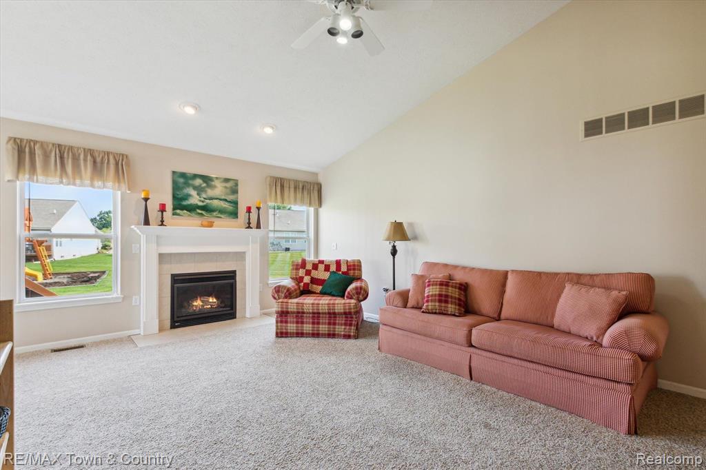 2571 ARALIA Drive, Howell, MI 48855 — Photo 6