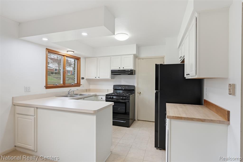 43716 Galway Drive, Northville, MI 48167 — Photo 15