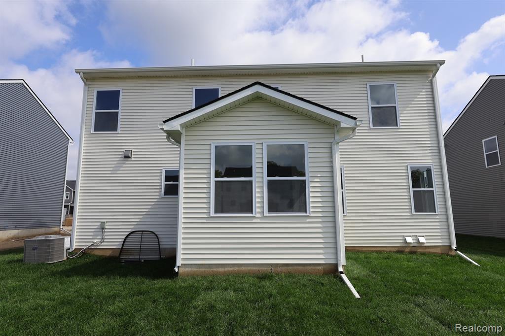 634 Harvest Way, Chelsea, MI 48118 — Photo 20