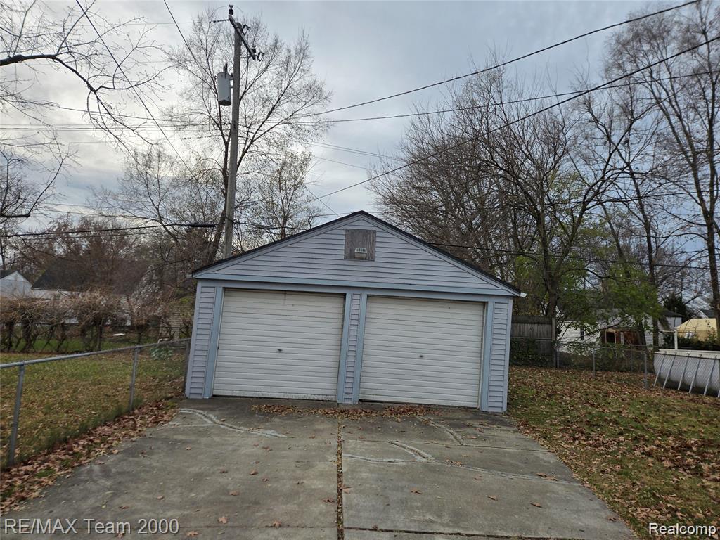 7483 Dacosta, Detroit, MI 48239 — Photo 17