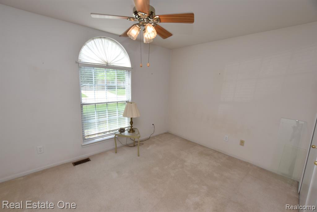 2117 OAKBROOK Boulevard, Walled Lake, MI 48390 — Photo 16