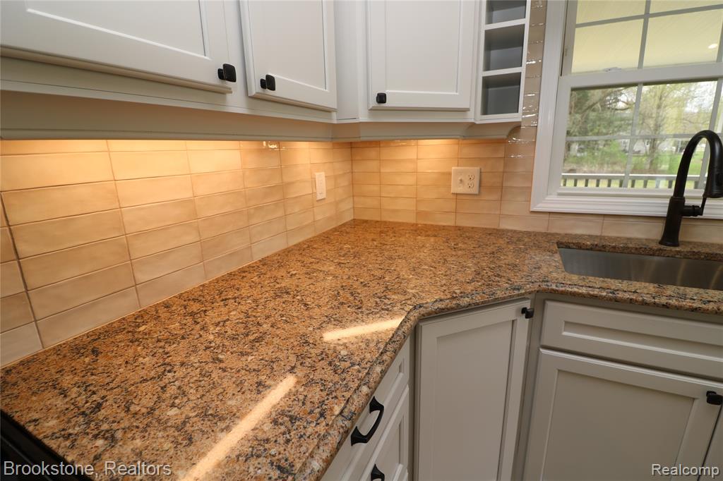 2141 Hunter Drive, Lapeer, MI 48446 — Photo 20