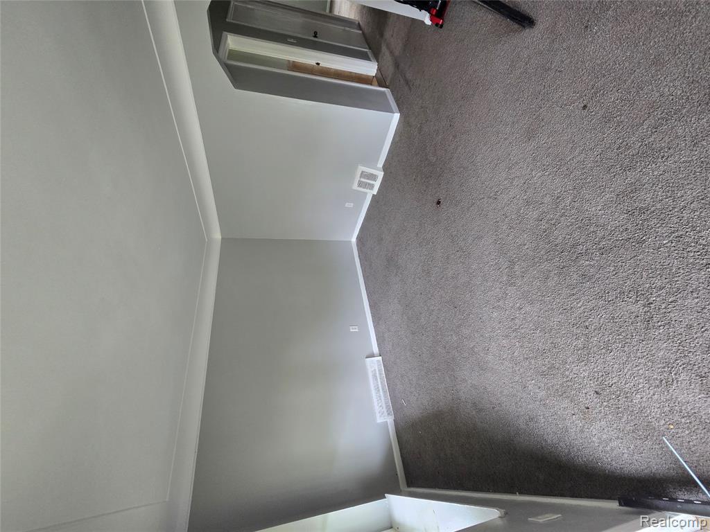 18108 Waltham Street, Detroit, MI 48205 — Photo 6