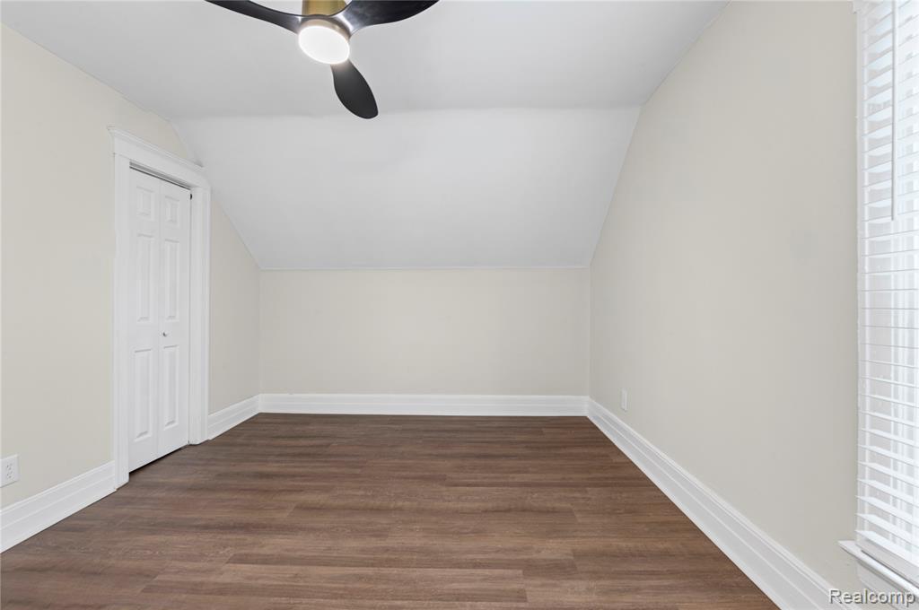 8103 E Canfield Street, Detroit, MI 48214 — Photo 32