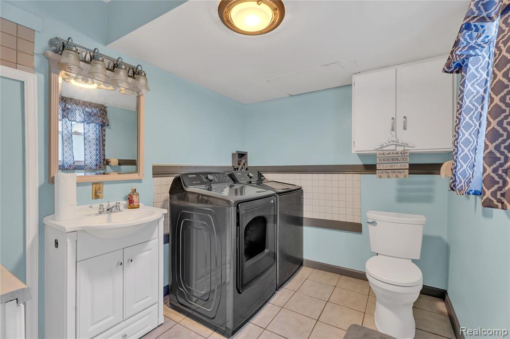 801 Holly Bush Drive, Holly, MI 48442 — Photo 18