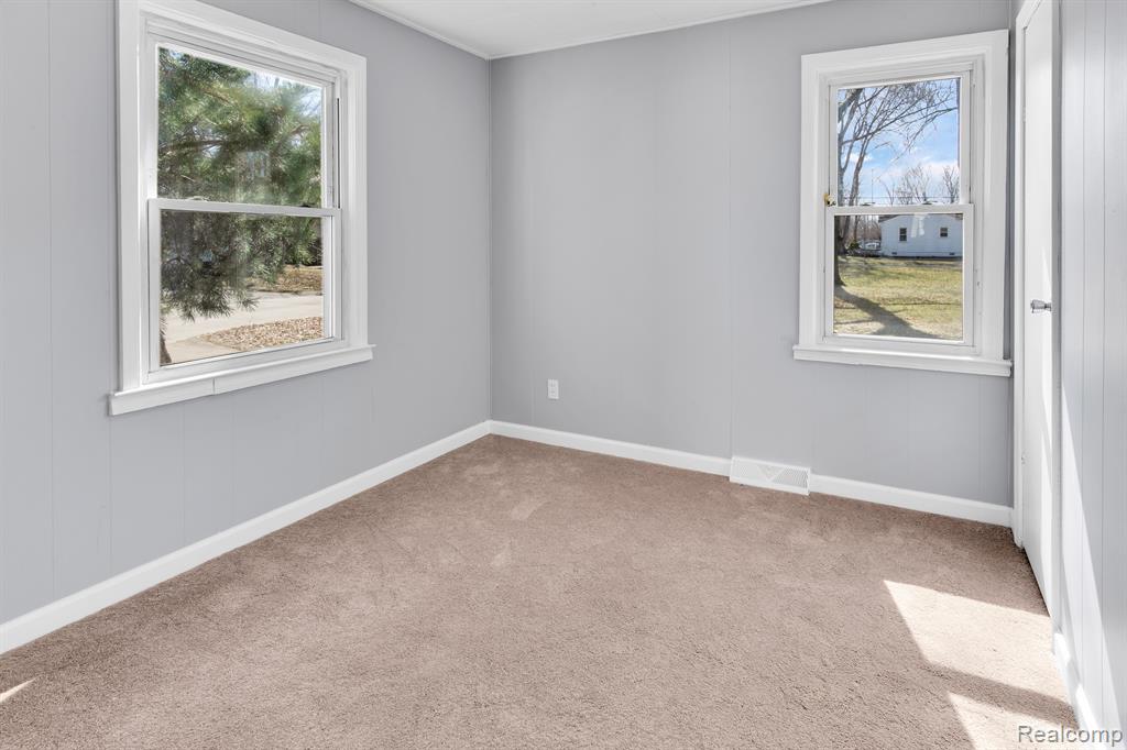 6160 WILKIE Street, Taylor, MI 48180 — Photo 13