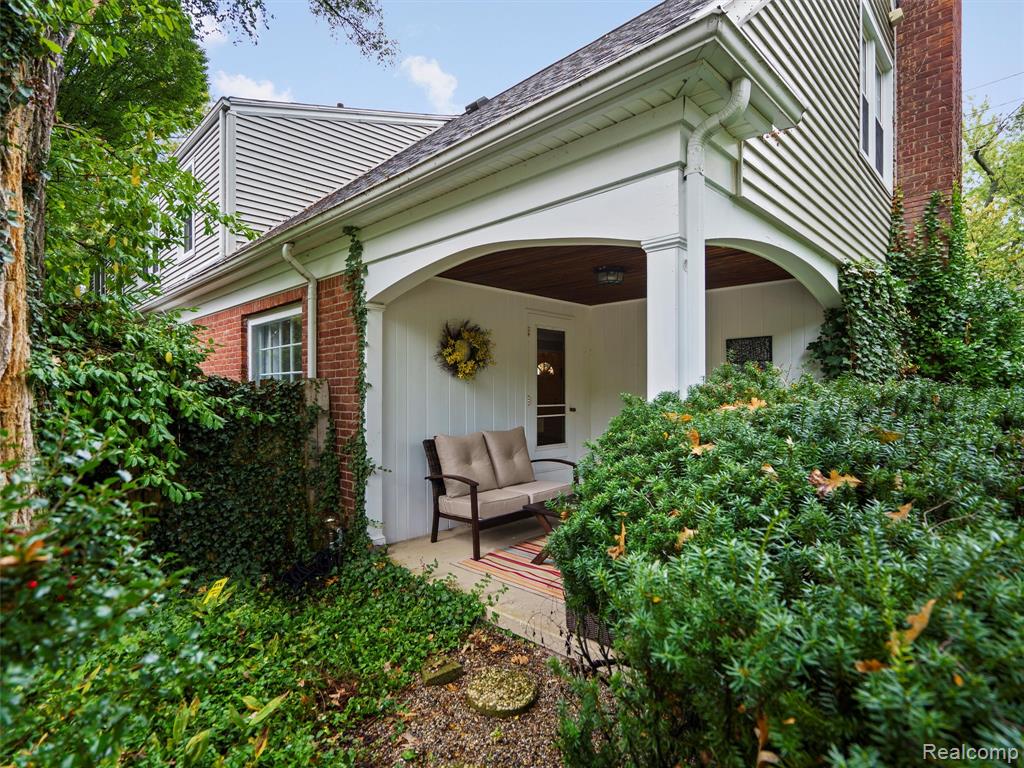 683 Lincoln Road, Grosse Pointe, MI 48230 — Photo 51