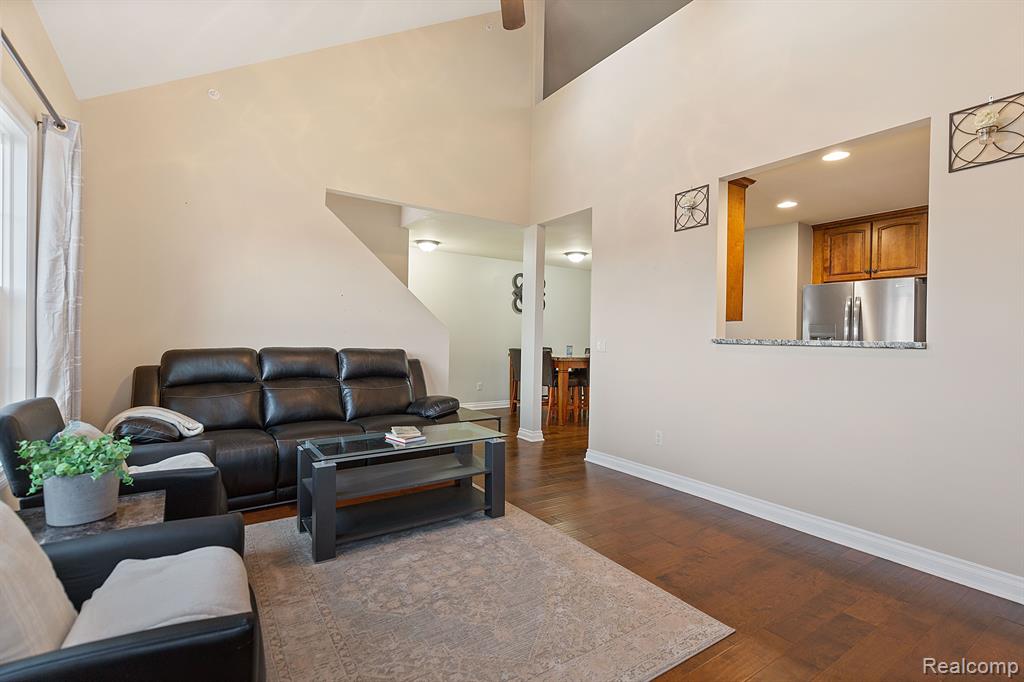 53743 CHAMPLAIN Street, Macomb, MI 48042 — Photo 14
