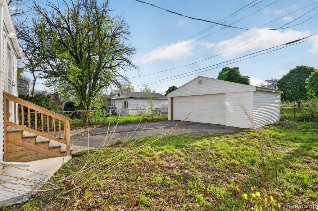 13735 Gable Street, Hamtramck, MI 48212 — Photo 37