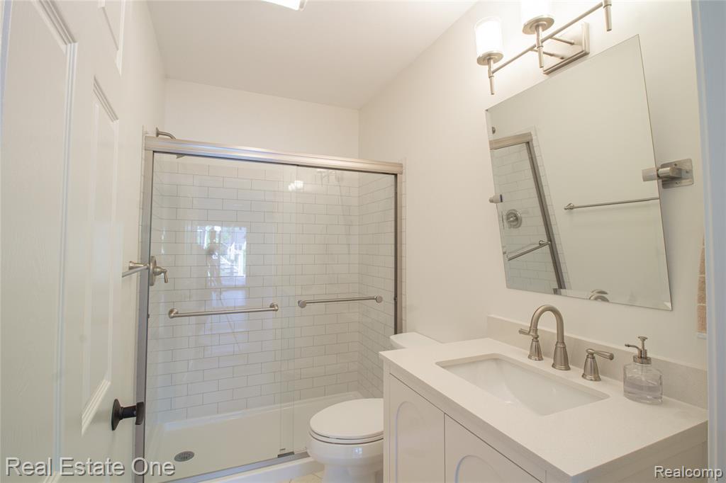 45204 Preserve Court, Novi, MI — Photo 36