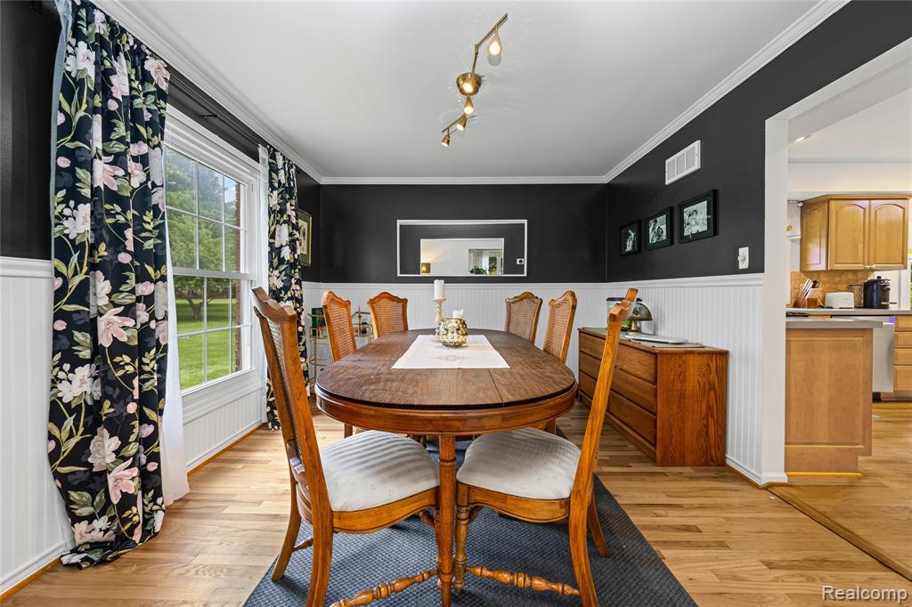 16610 Old Bedford Road, Northville, MI — Photo 12