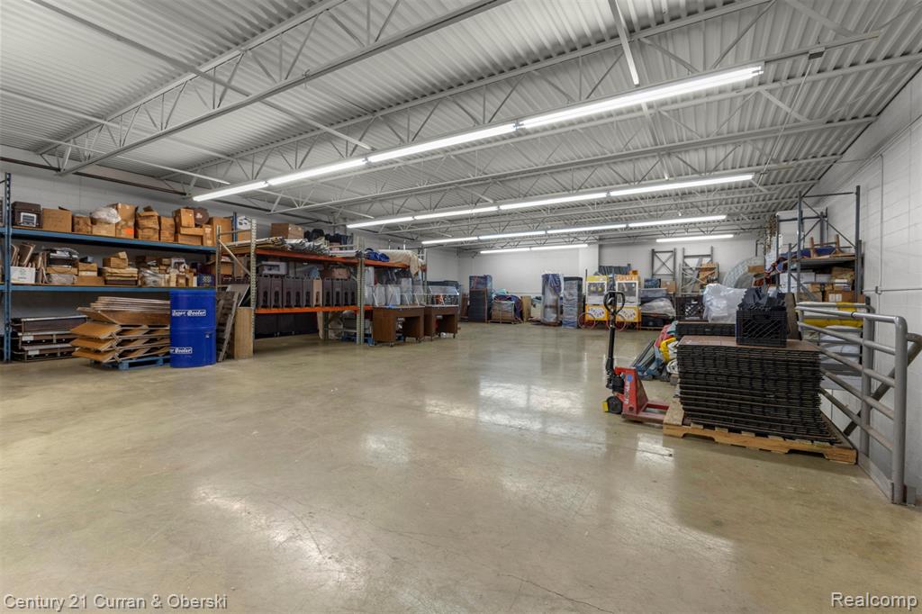 24101 W Warren Street, Dearborn Heights, MI 48127 — Photo 30