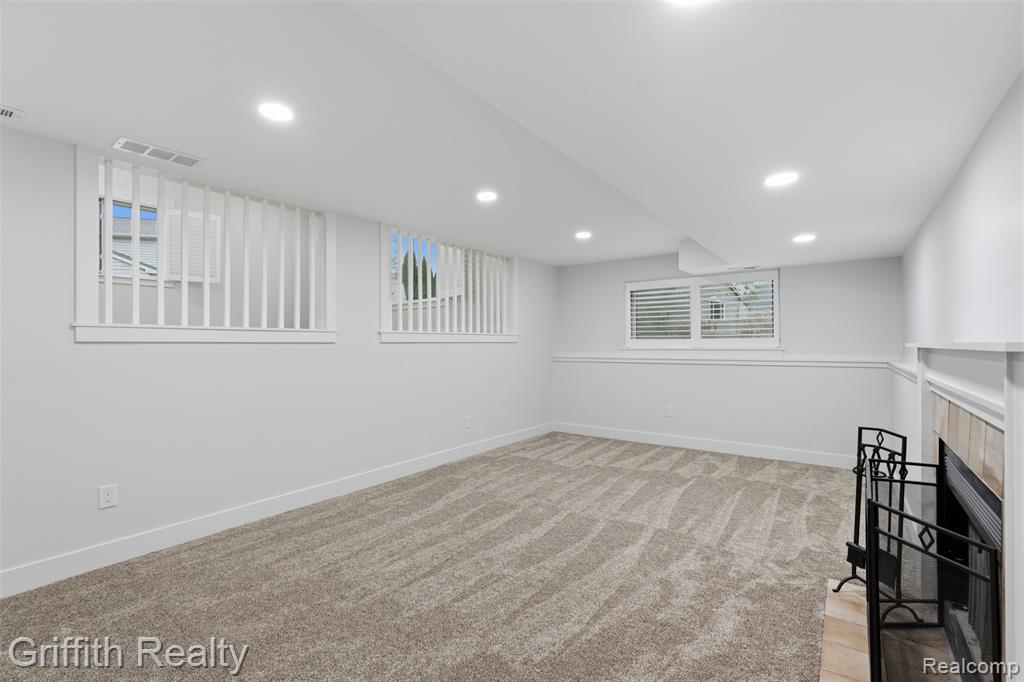 865 Alpine Drive, Brighton, MI 48116 — Photo 21