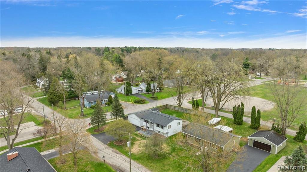 490 Glenn Court, Lake Orion, MI 48362 — Photo 50