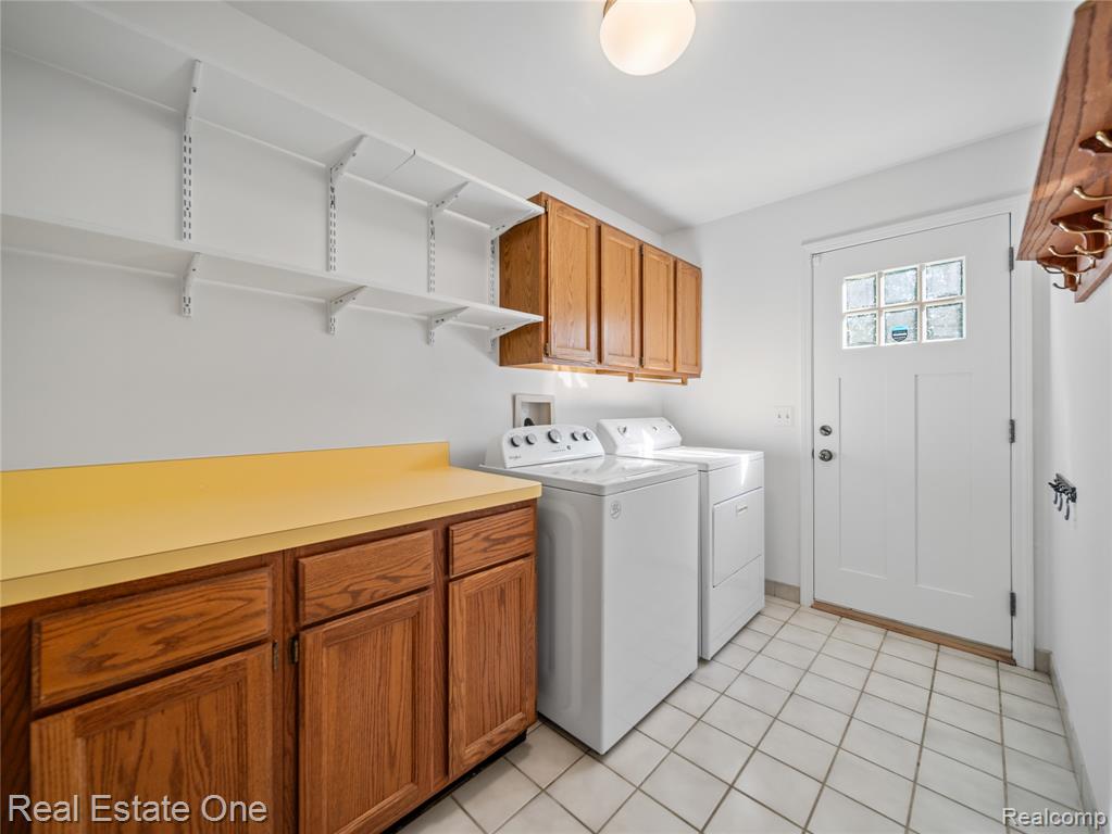 4097 Merna Lane, Milford, MI 48380 — Photo 15