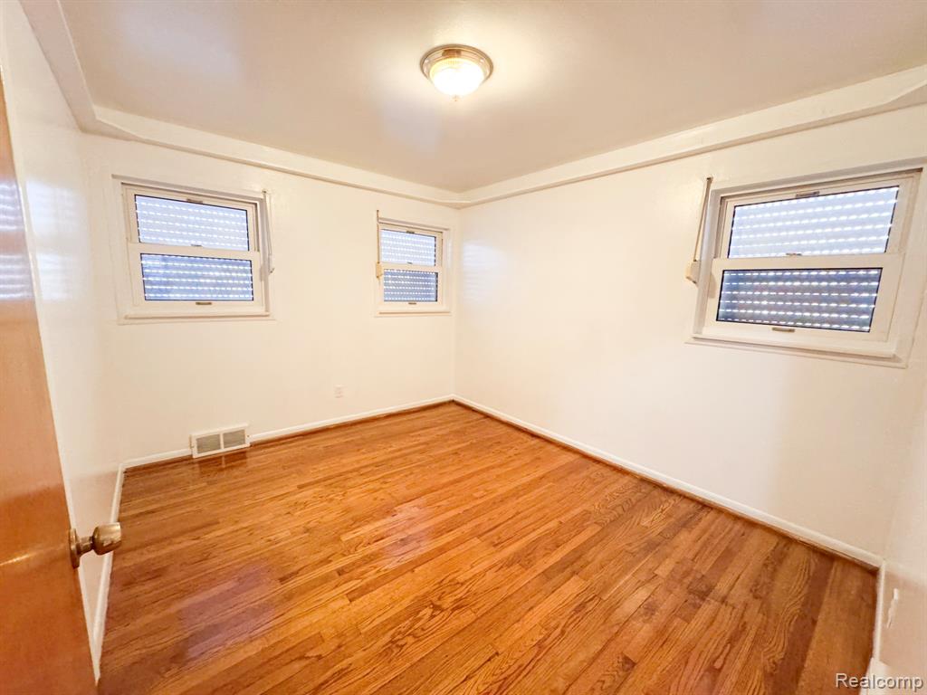 4227 Eastlawn Avenue, Wayne, MI 48184 — Photo 10