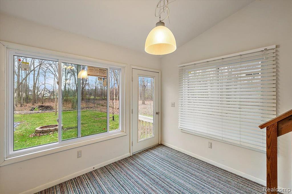 7139 Redmond Street, Waterford, MI 48327 — Photo 25