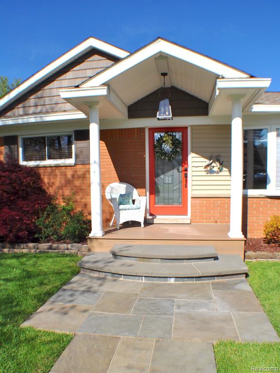 3593 Meadowleigh Lane, Waterford, MI 48329 — Photo 2