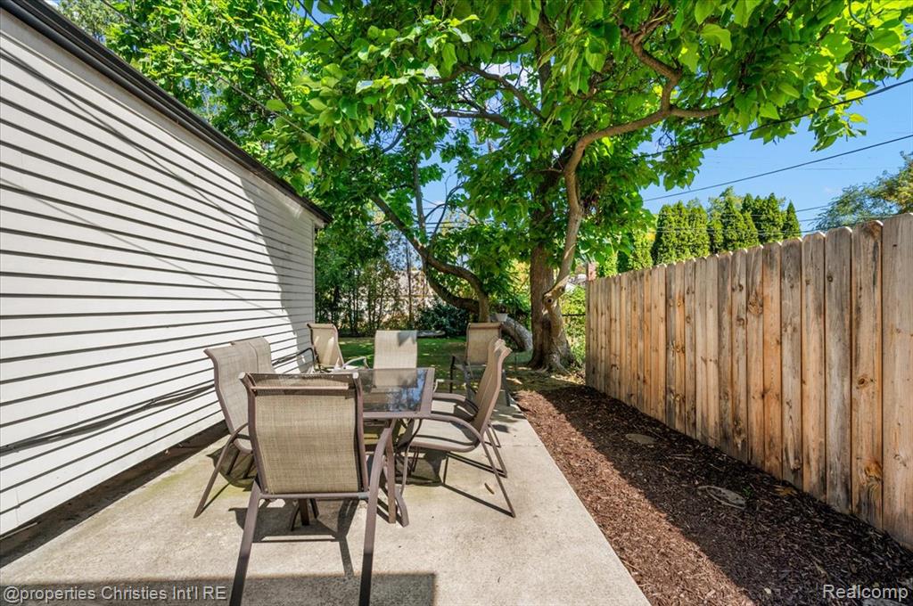 4402 Berkshire Road, Royal Oak, MI 48073 — Photo 25