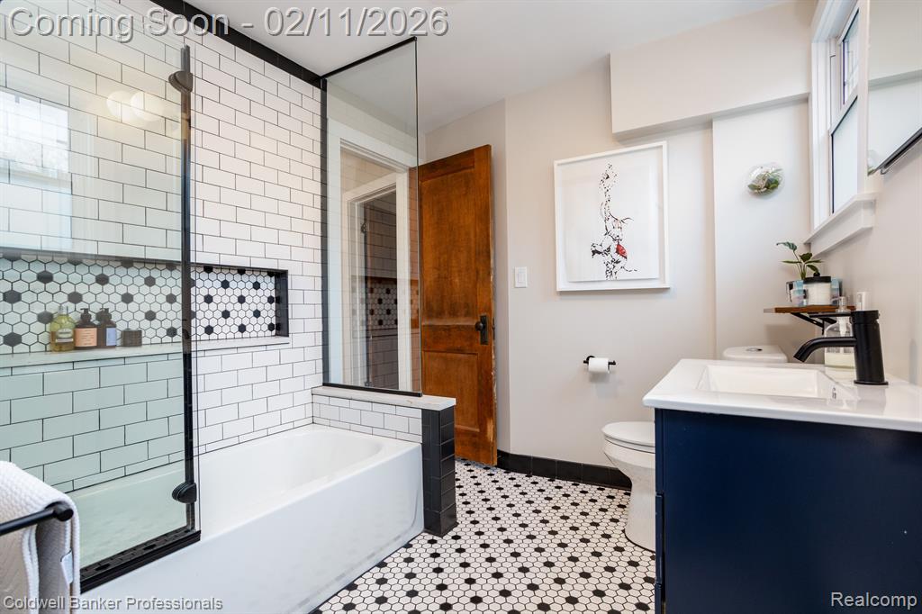 805 Forestdale Road, Royal Oak, MI 48067 — Photo 17