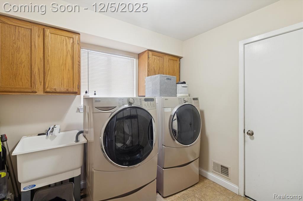 41512 Pheasant Creek Drive, Canton, MI 48188 — Photo 19