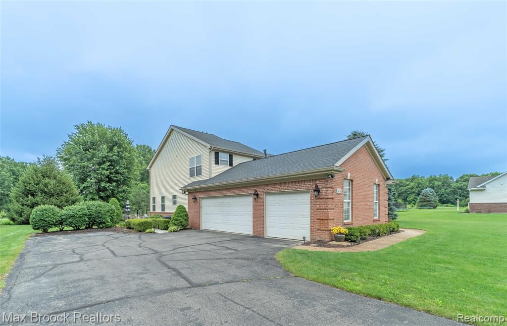 1478 Courtney Court, Hartland, MI 48353 — Photo 5