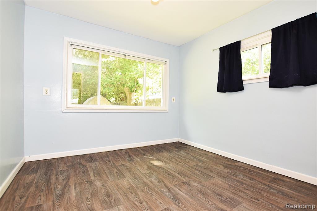 908 Tyler Road, Lennon Vlg, MI 48449 — Photo 7