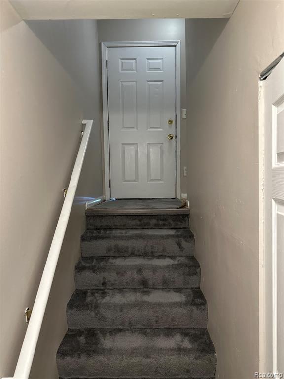 663 Lewa Downs Drive, Pontiac, MI 48341 — Photo 12